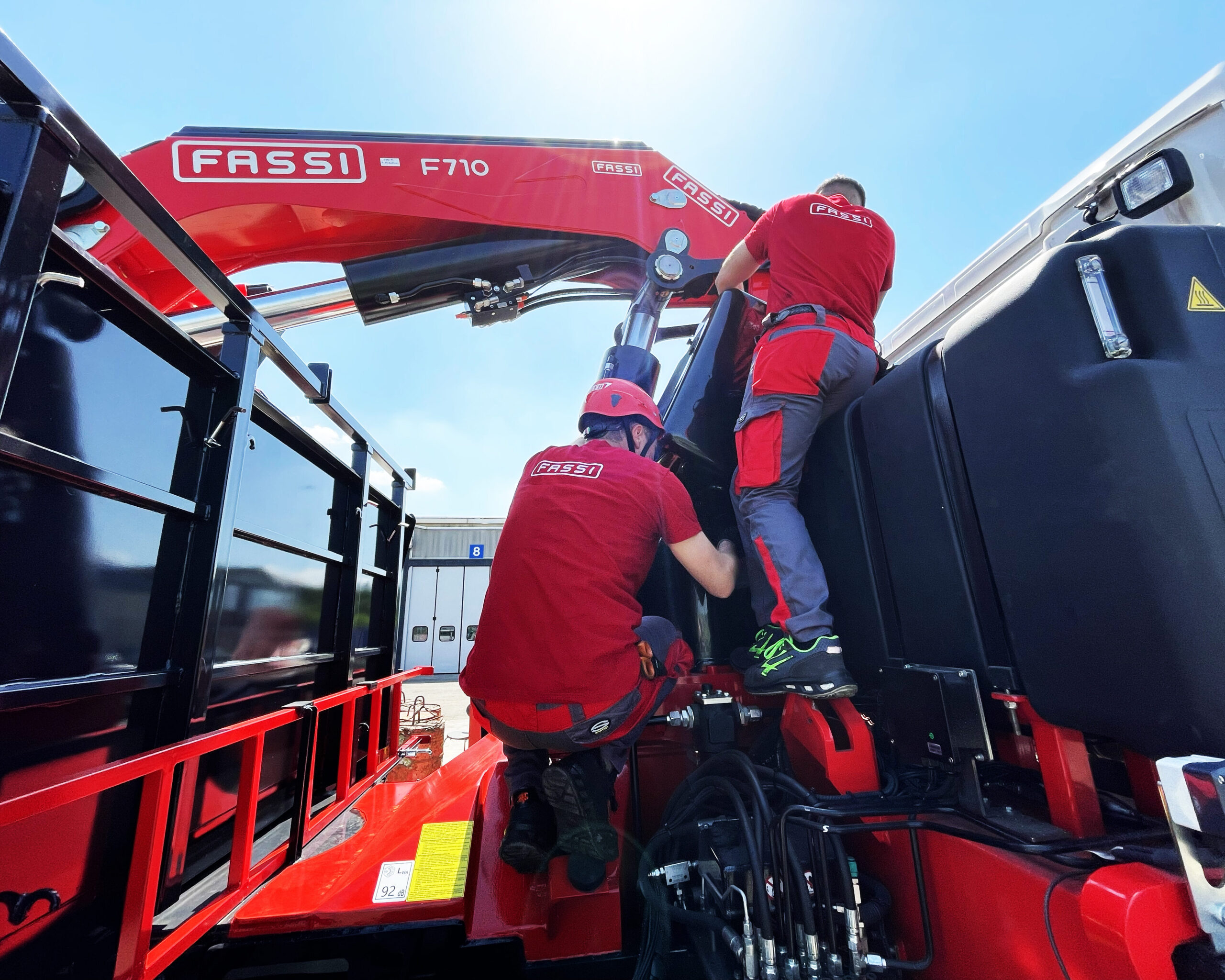 Lavora-con-noi_2-scaled-aspect-ratio-804-643