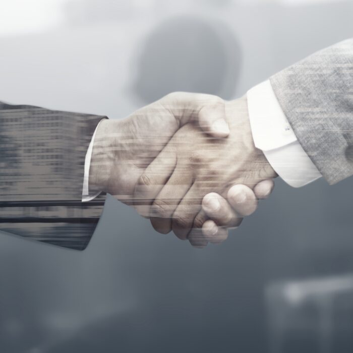 business-partners-handshake-international-business-concept-aspect-ratio-1000-1000