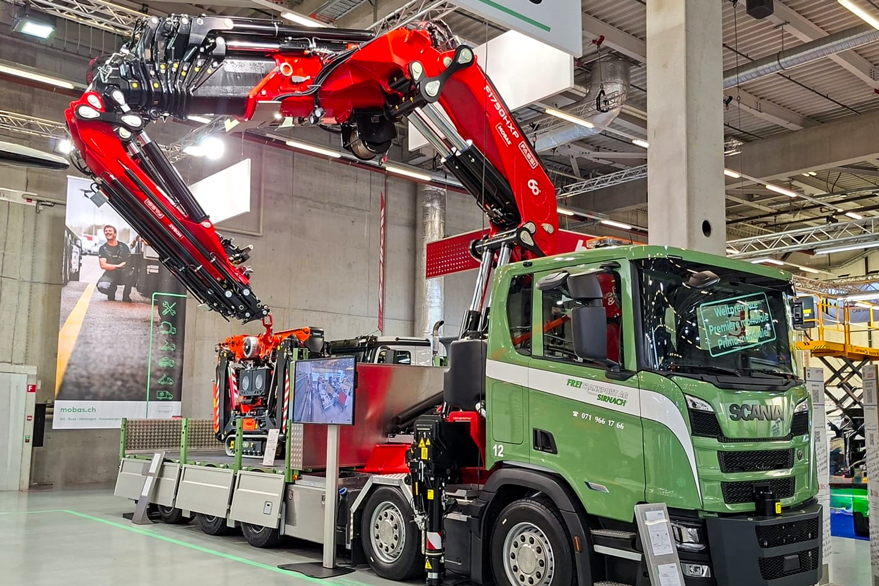 La gamma TECHNO si amplia: arriva la Fassi F1750R.2.9 HXP TECHNO a 9 sfili idraulici